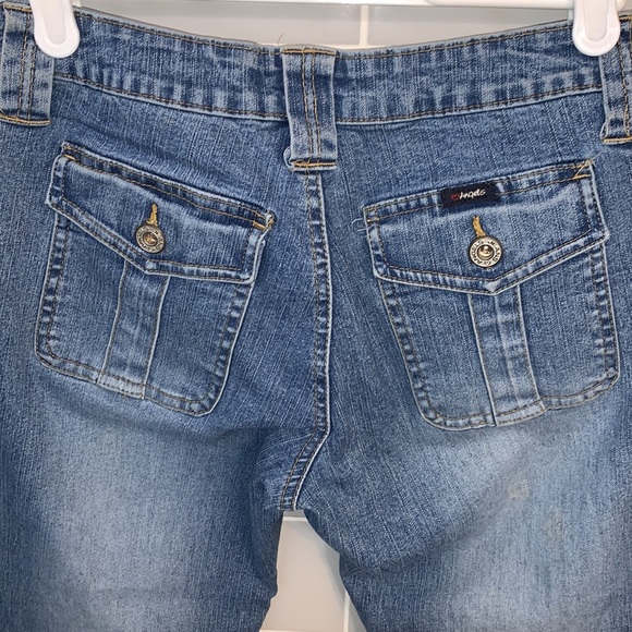 Low Rise Angels Capri Jeans - Picture 12 of 16